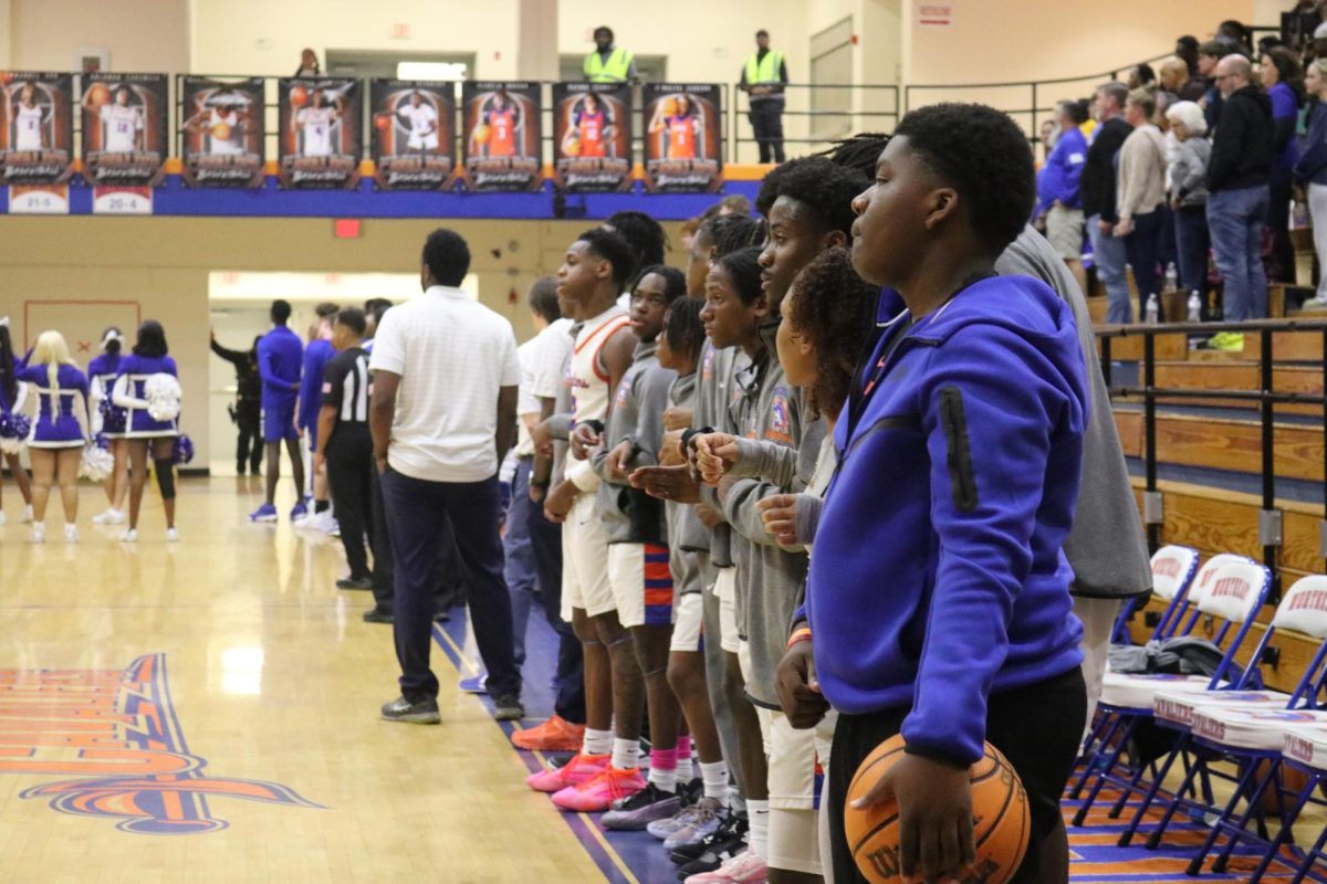 cavaliers stand for the national anthem_