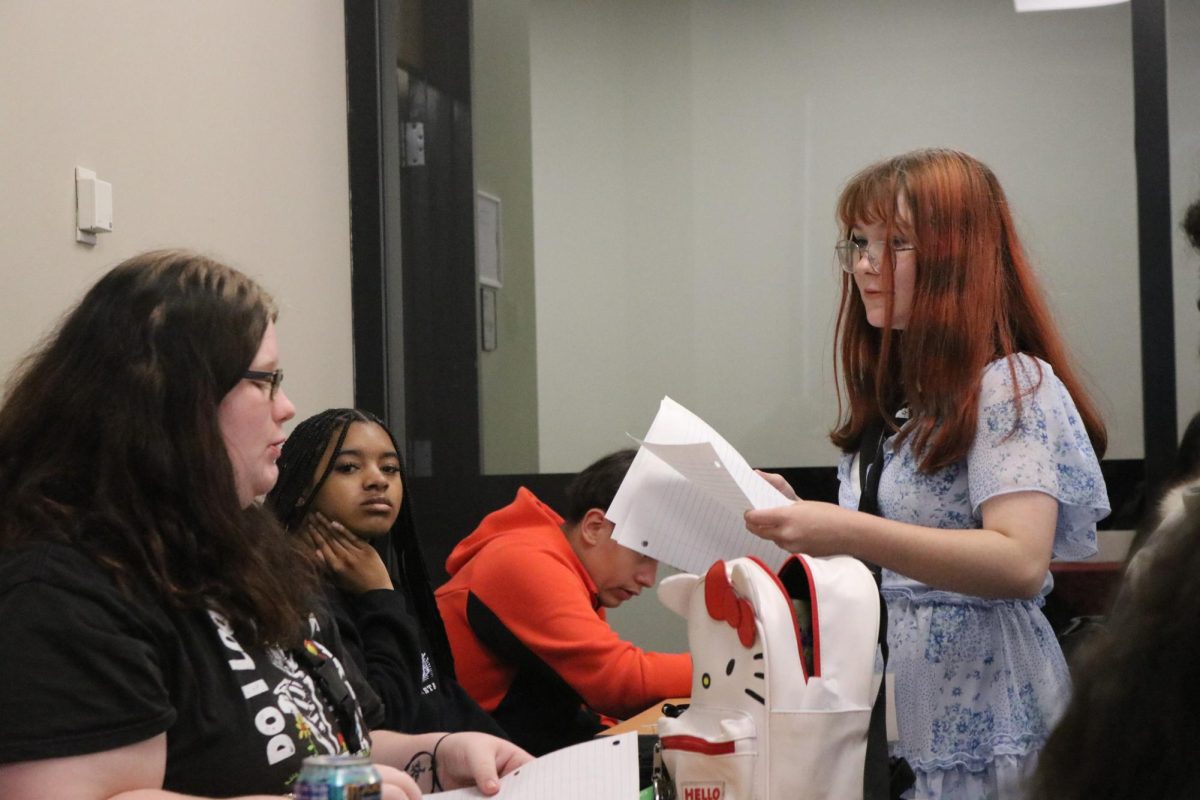  Hannah Layne, Laurens District 55 High School junior, teaches a class on dealing with social anxiety and conducting interviews.
