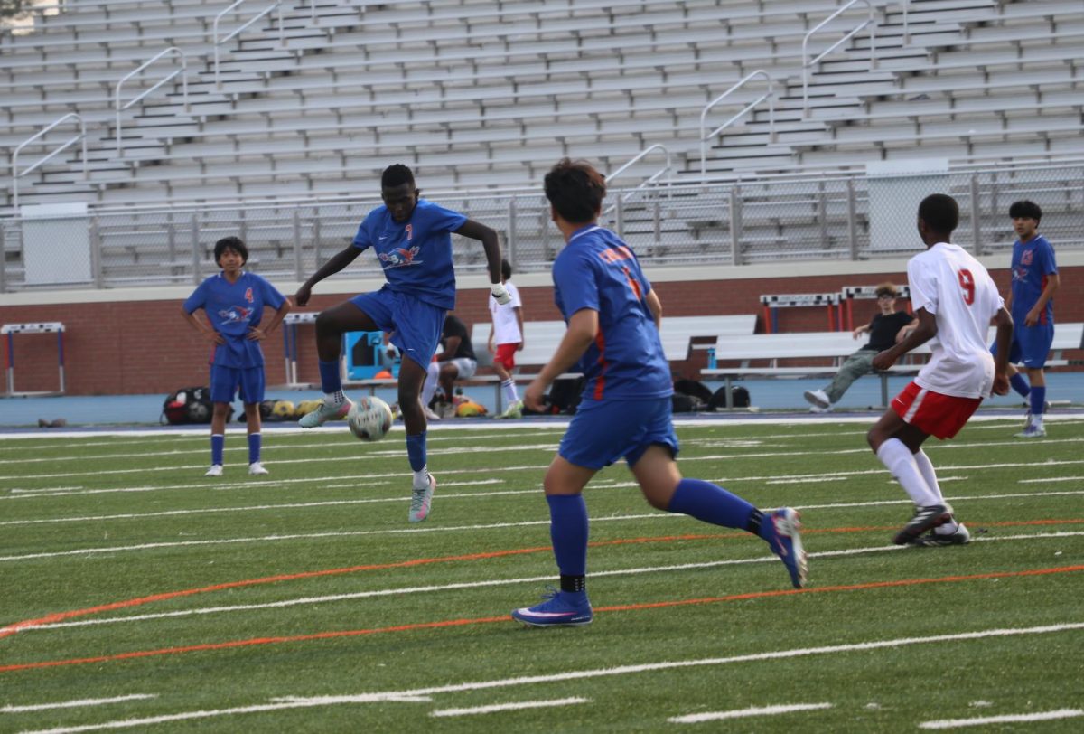 Sophomore Nigel Jones plays in a game against South Pointe HS.